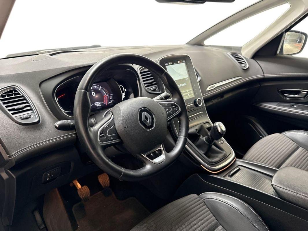 Renault Scénic - Photo 9
