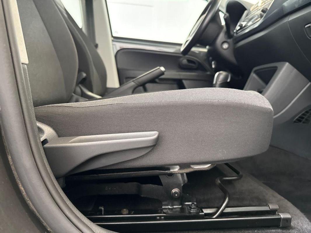 Volkswagen E-Up! - Photo 14