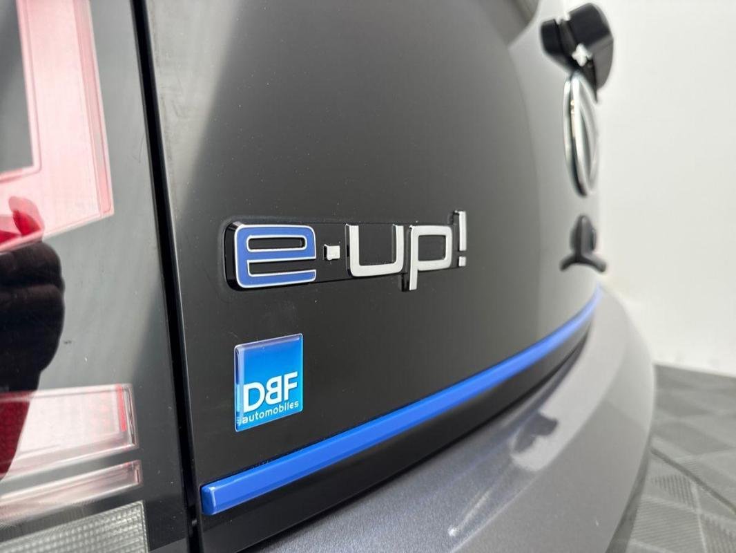 Volkswagen E-Up! - Photo 27