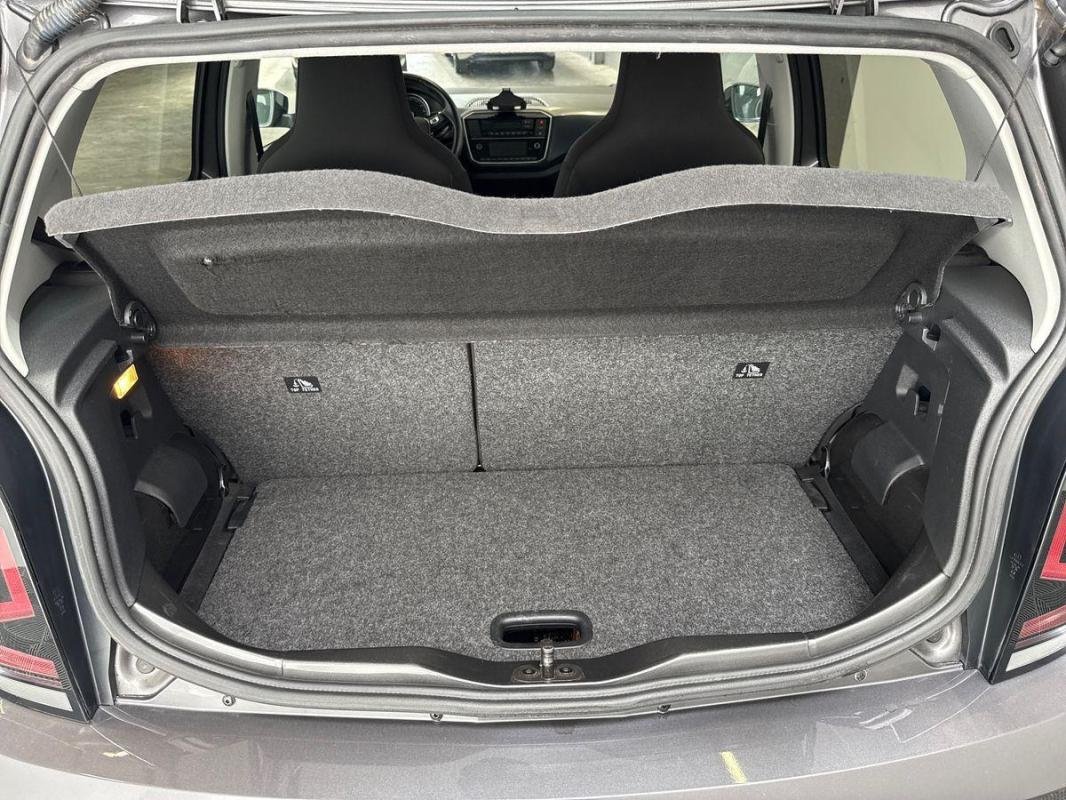 Volkswagen E-Up! - Photo 31