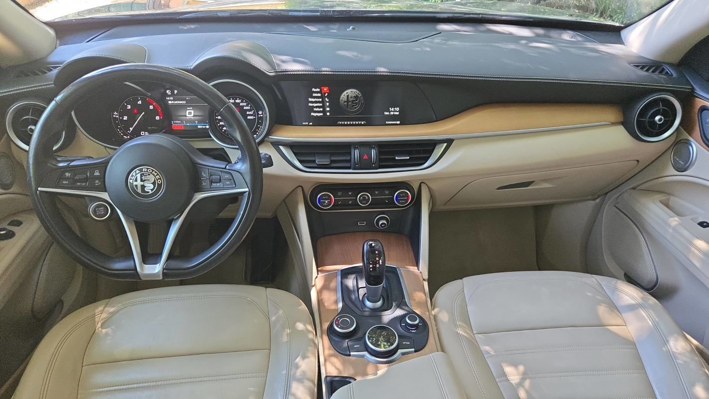Alfa Romeo Stelvio - Photo 11