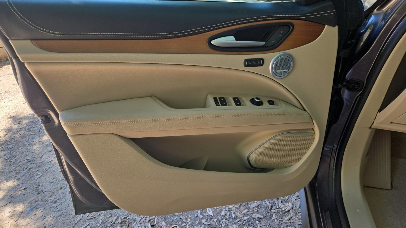 Alfa Romeo Stelvio - Photo 7