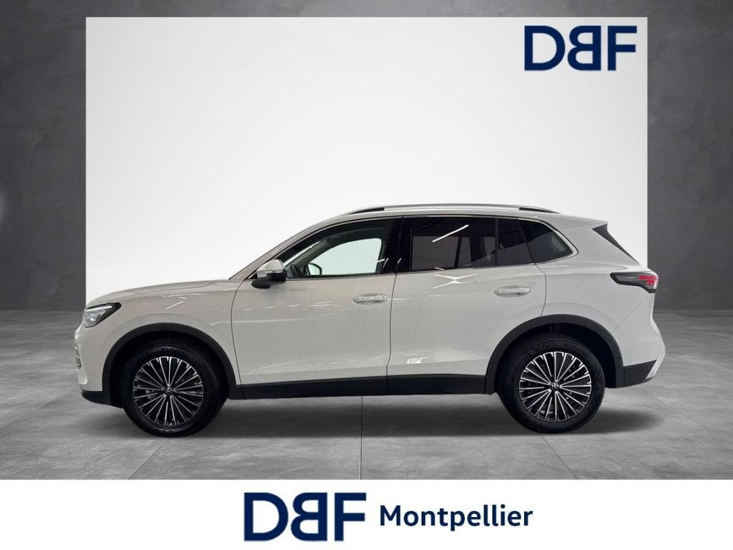 Volkswagen Tiguan - Photo 2