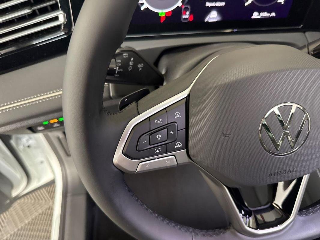 Volkswagen Tiguan - Photo 21