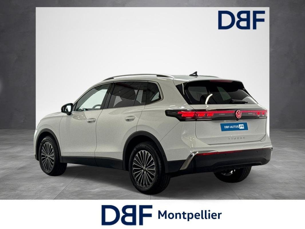 Volkswagen Tiguan - Photo 3