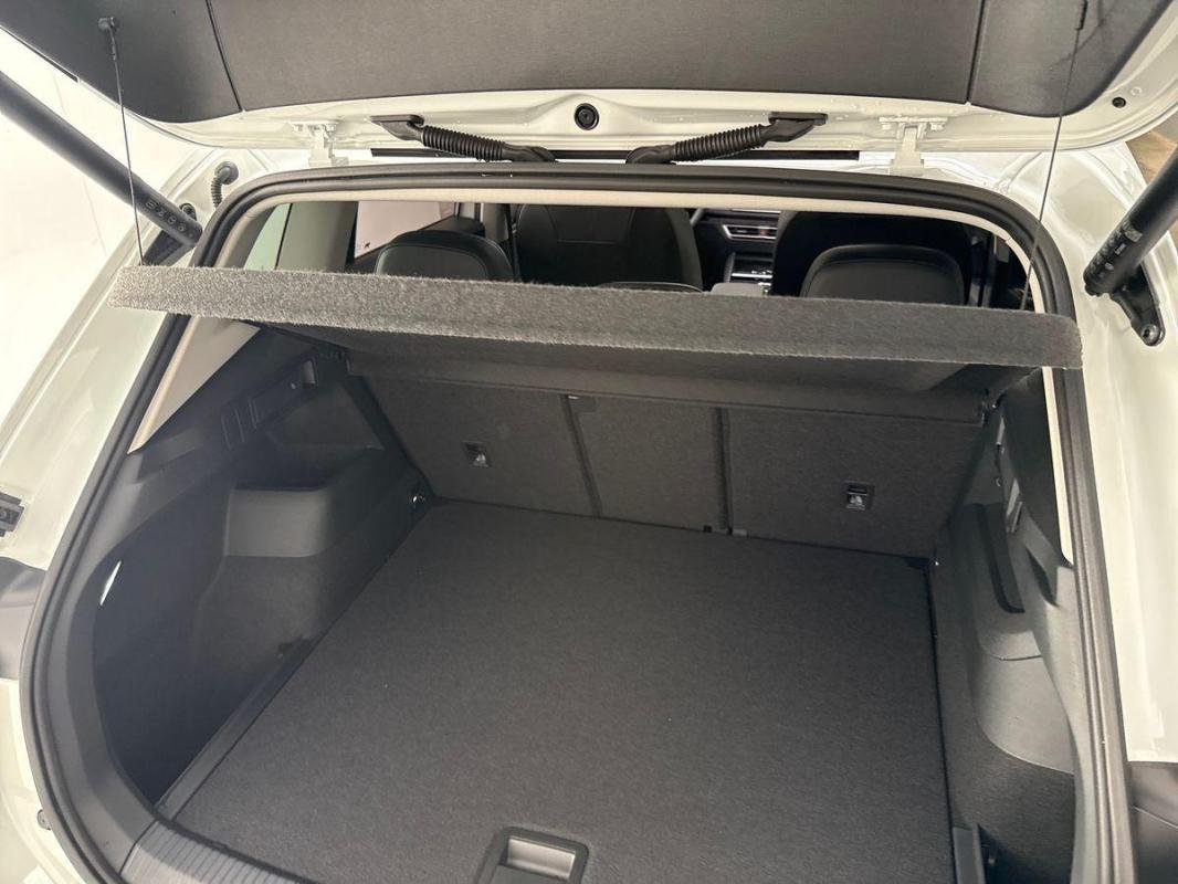Volkswagen Tiguan - Photo 32