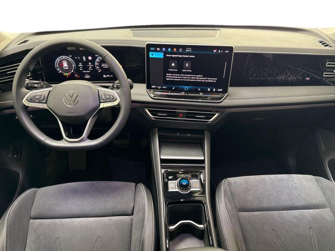 Volkswagen Tiguan - Photo 8