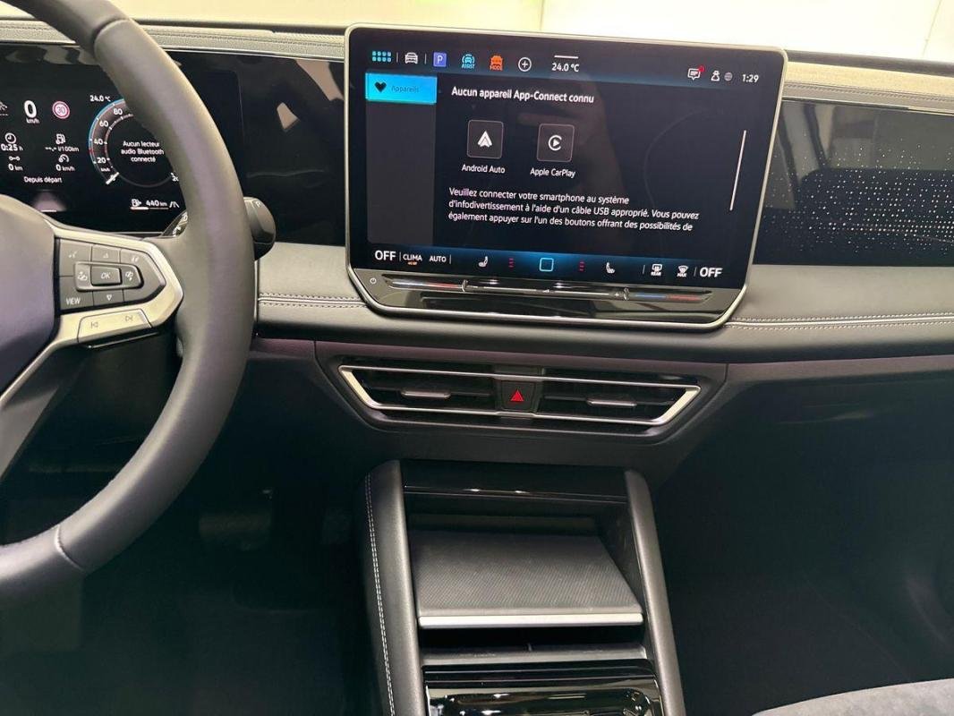 Volkswagen Tiguan - Photo 10
