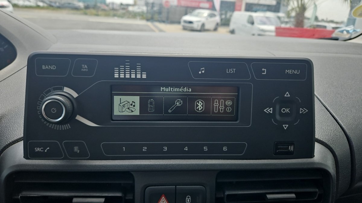 Peugeot Partner - Photo 18