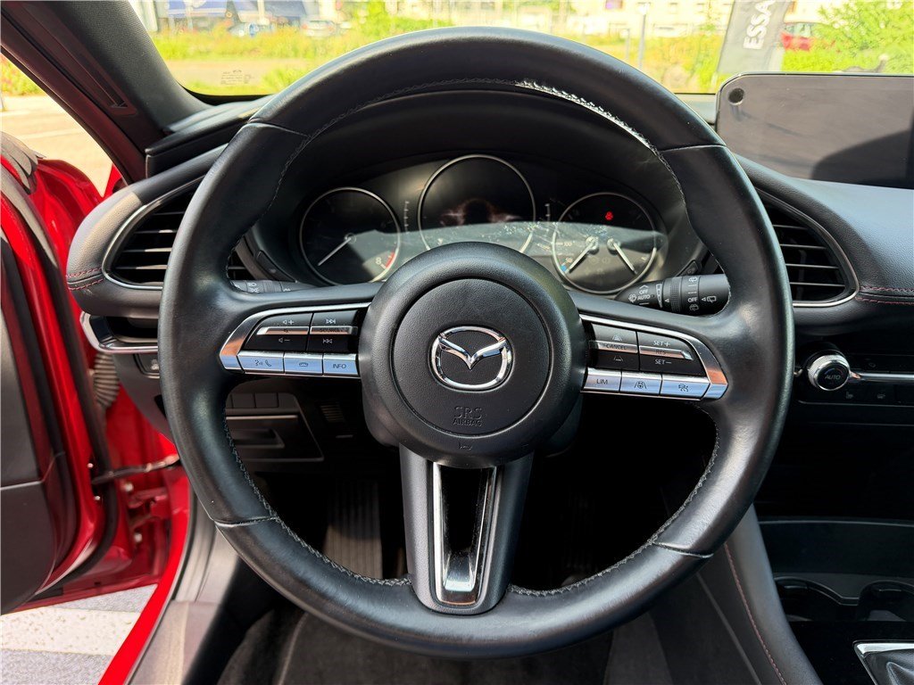 Mazda 3 - Photo 12
