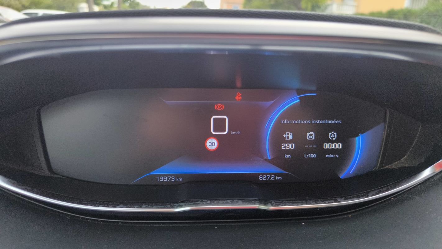 Peugeot 3008 - Photo 12
