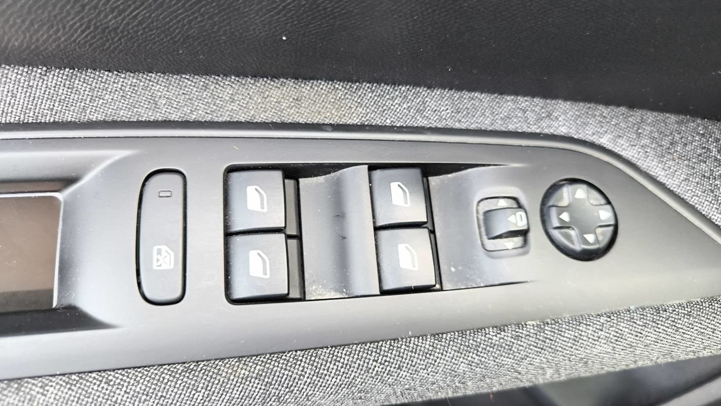 Peugeot 3008 - Photo 24