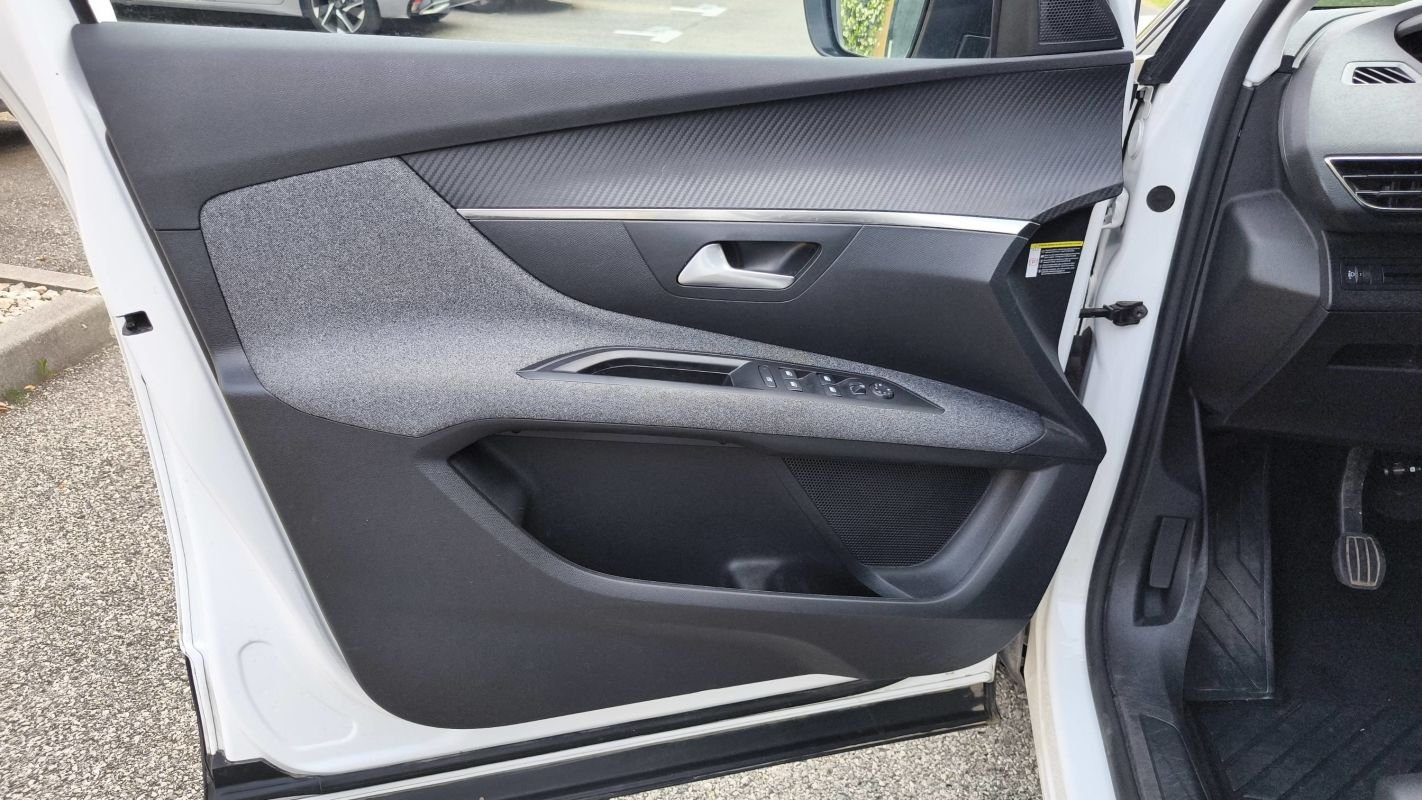 Peugeot 3008 - Photo 7