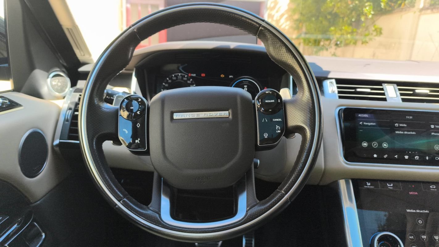 Land Rover Range Rover Sport - Photo 24
