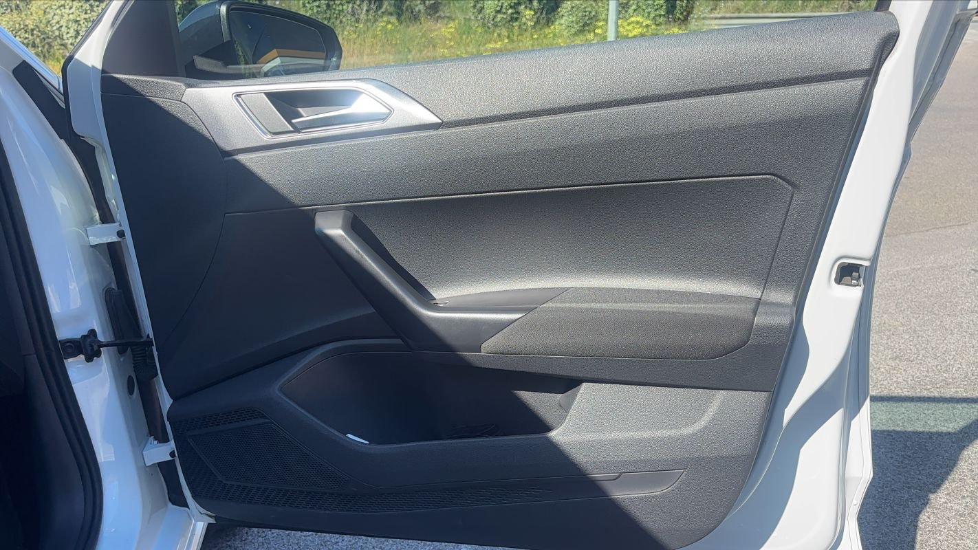 Volkswagen Polo - Photo 23