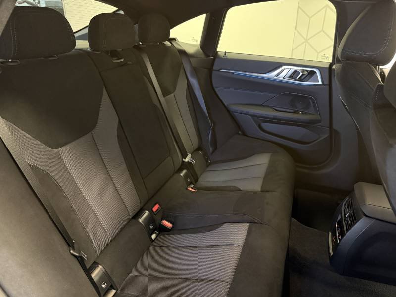 BMW i4 - Photo 16