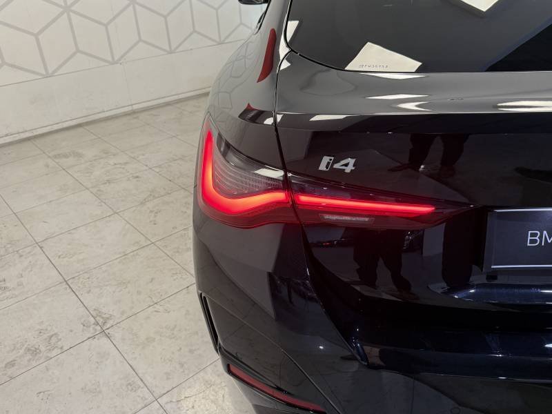 BMW i4 - Photo 42