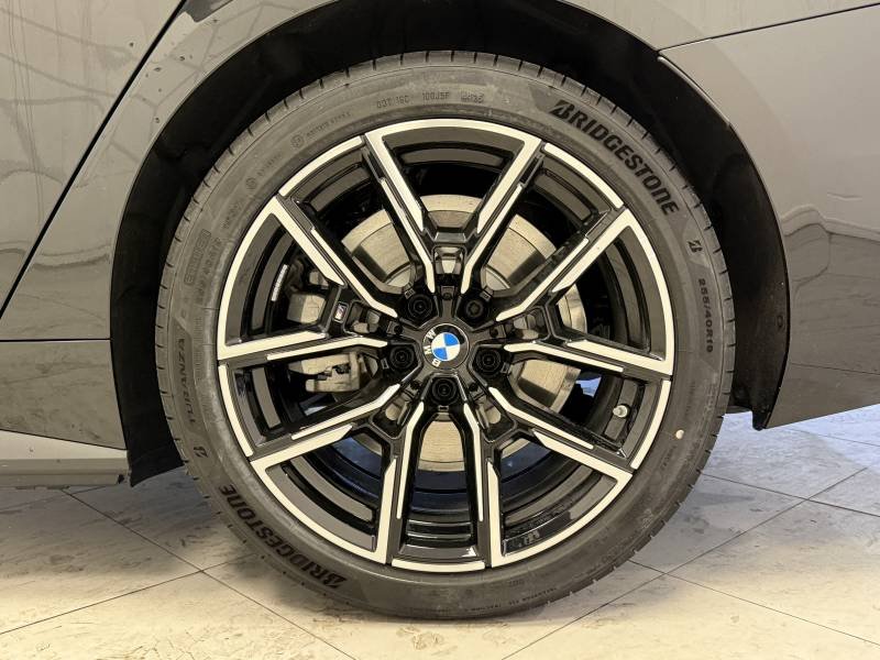 BMW i4 - Photo 9