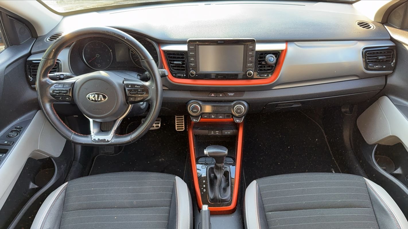 Kia Stonic - Photo 11