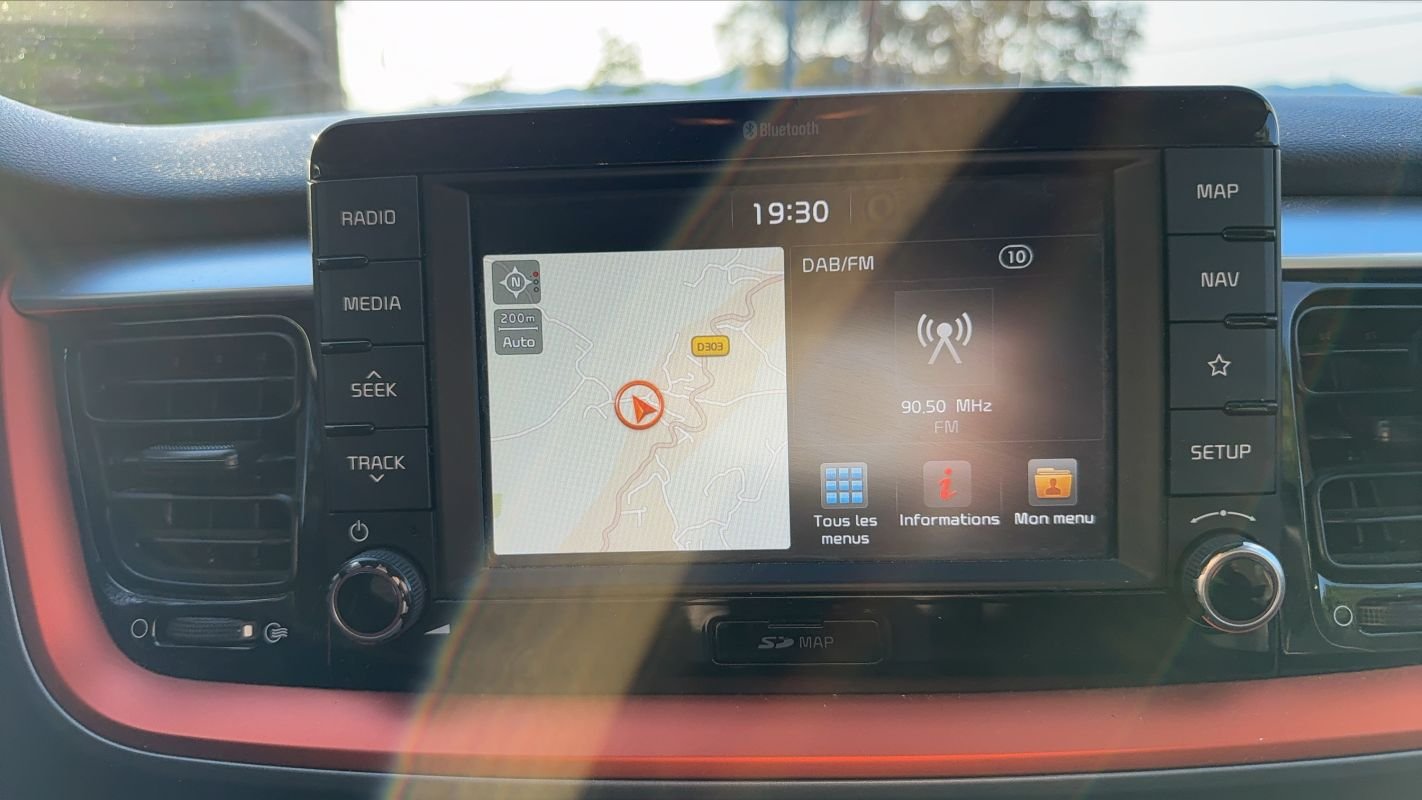 Kia Stonic - Photo 13