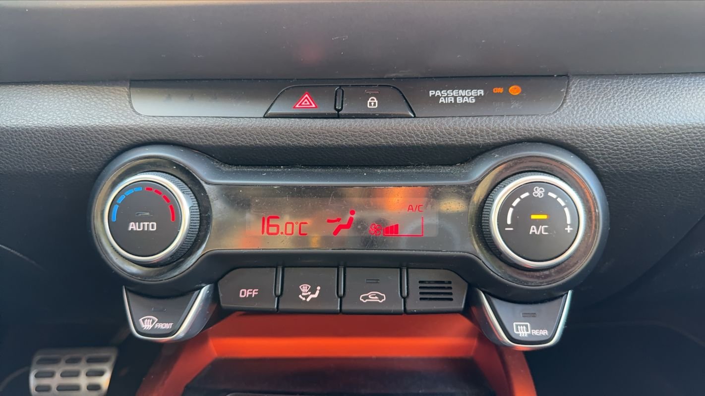Kia Stonic - Photo 24