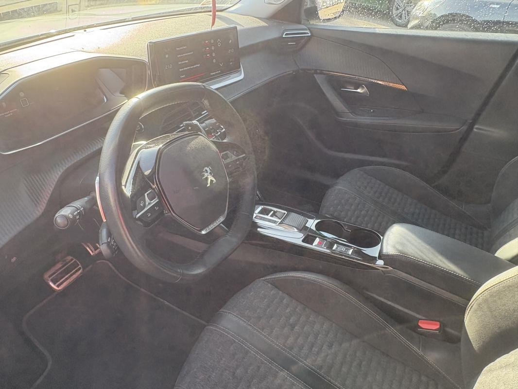 Peugeot 2008 - Photo 12