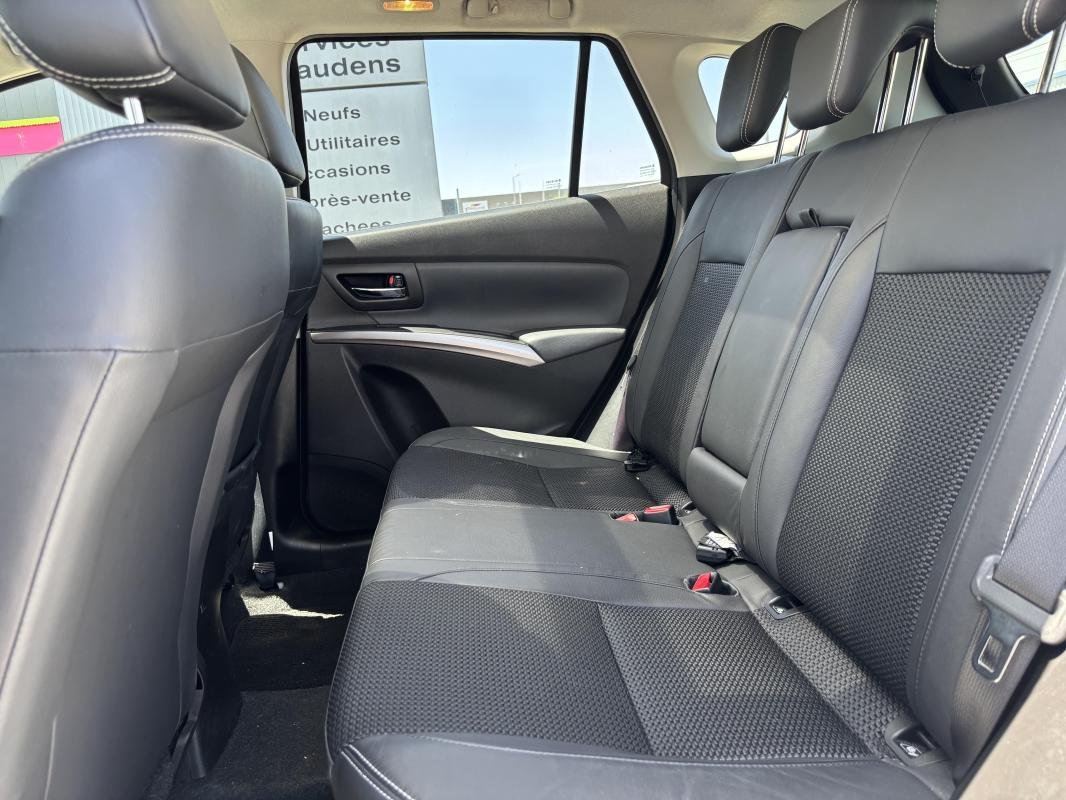 Suzuki s-cross - Photo 23