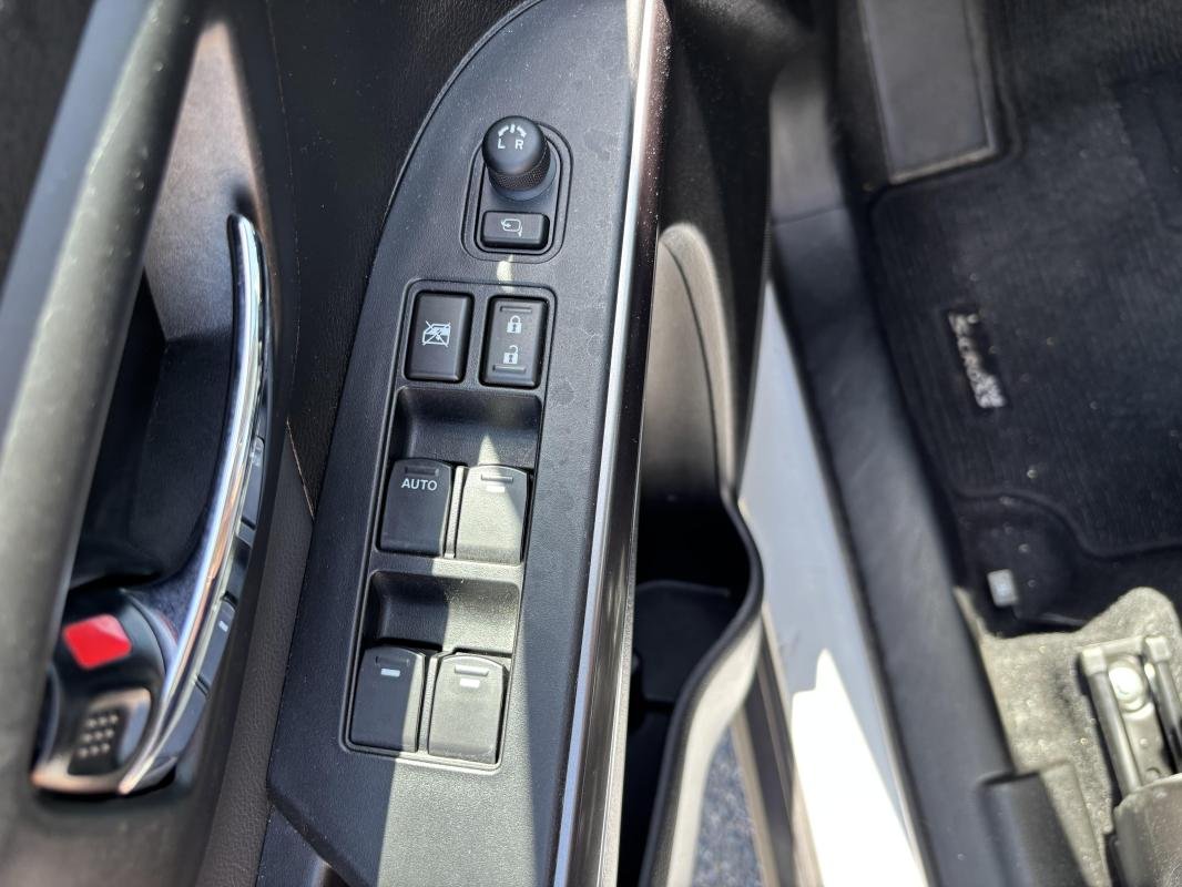 Suzuki s-cross - Photo 9