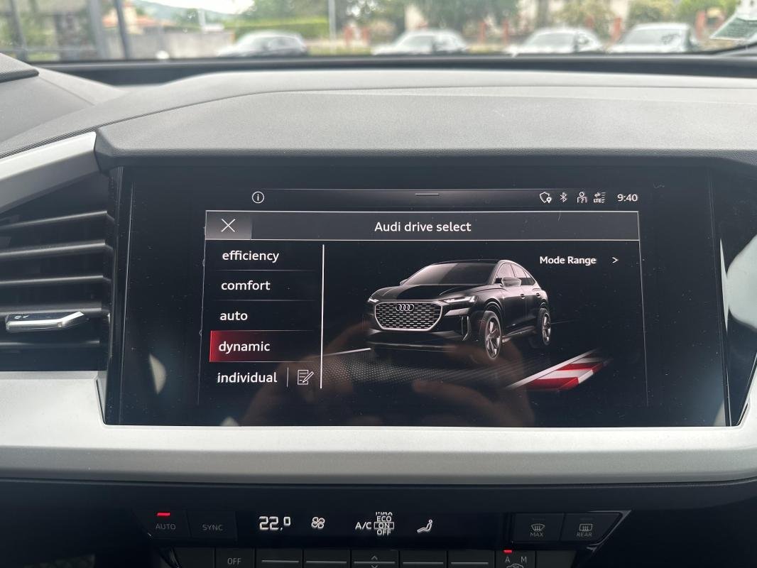 Audi Q4 e-tron - Photo 18