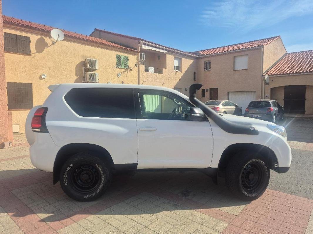 Toyota Land Cruiser - Photo 14