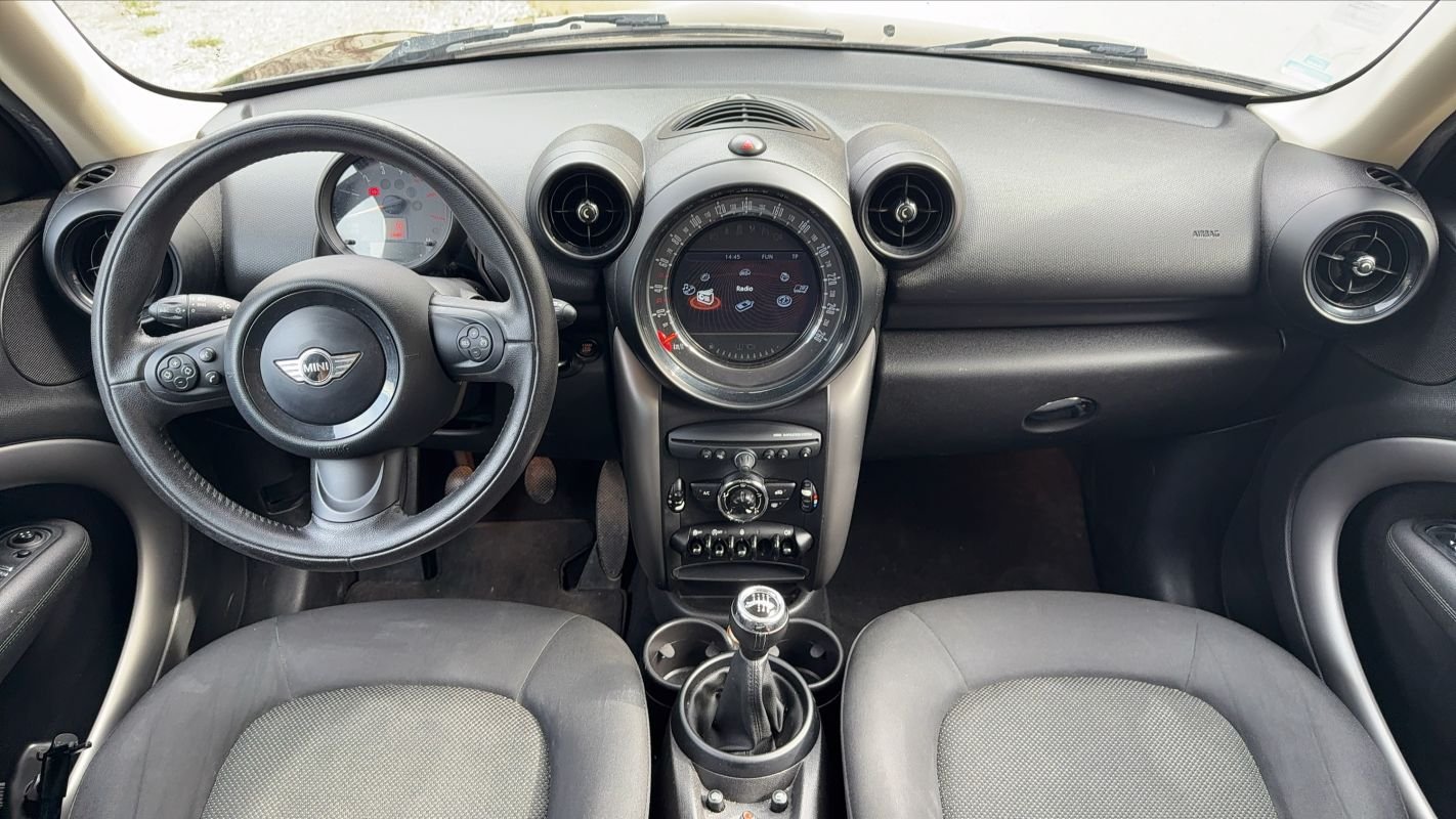 Mini Countryman - Photo 11