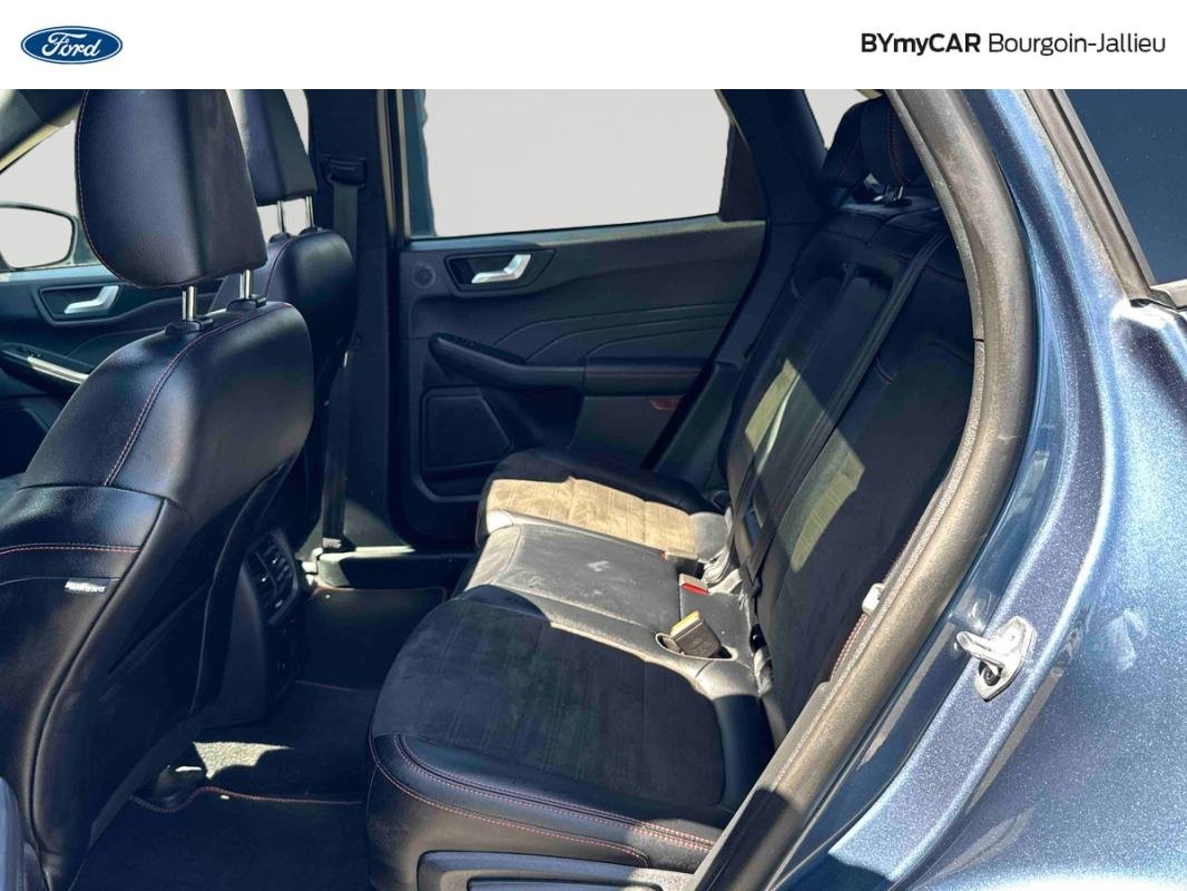 Ford Kuga - Photo 12