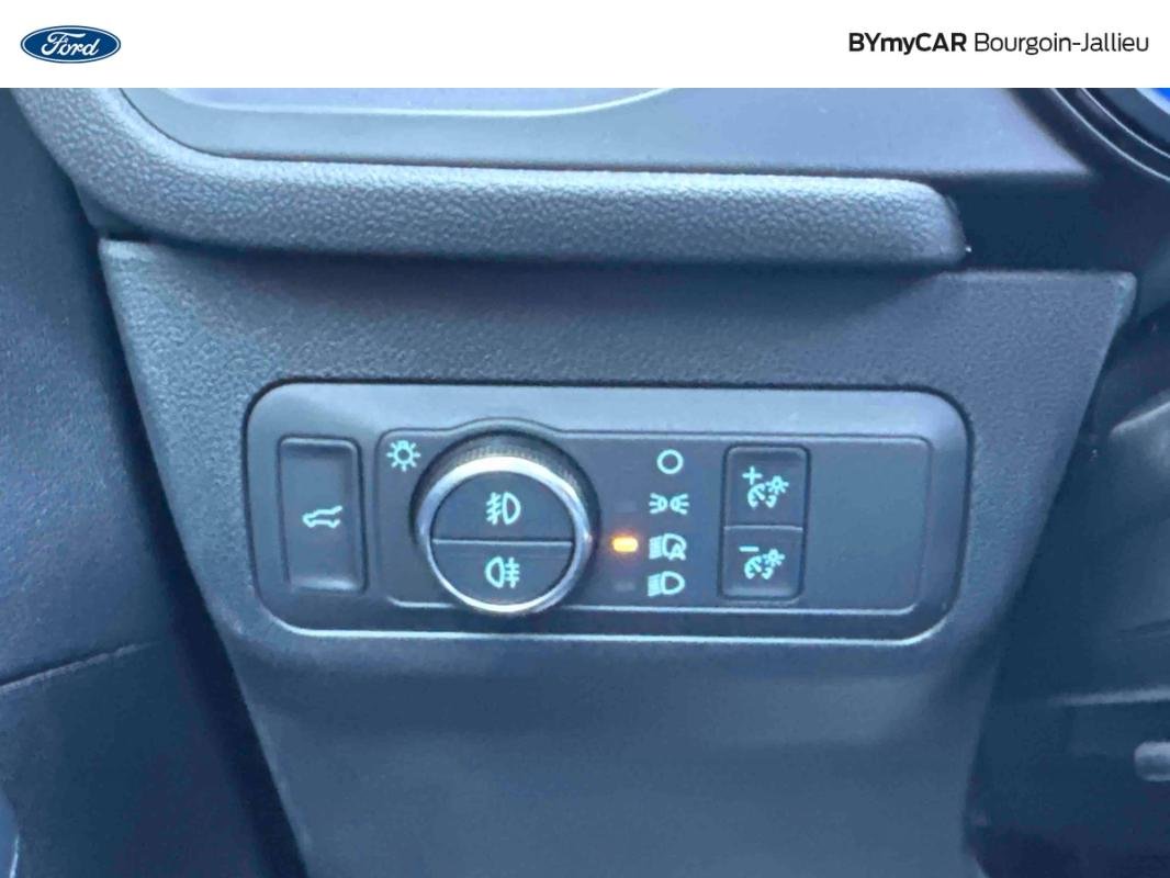 Ford Kuga - Photo 23