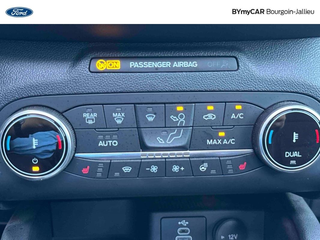 Ford Kuga - Photo 25