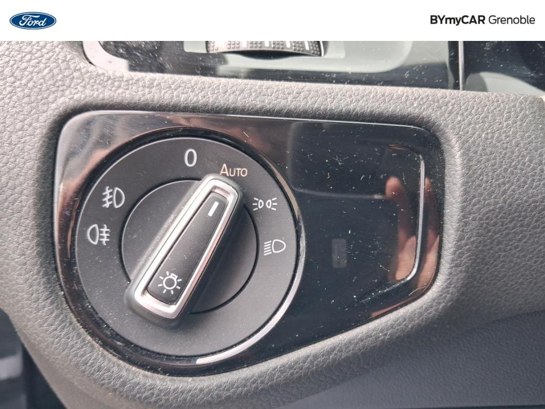 Volkswagen Golf - Photo 22