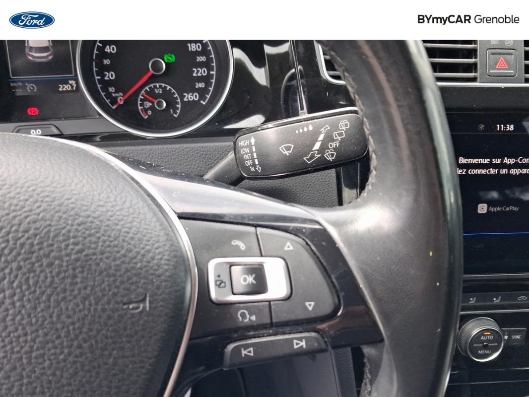 Volkswagen Golf - Photo 24