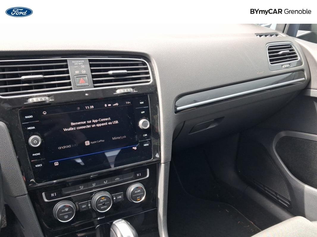 Volkswagen Golf - Photo 25