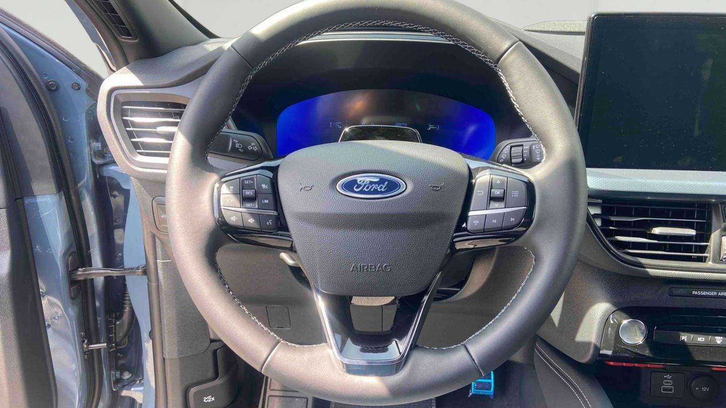 Ford Kuga - Photo 10