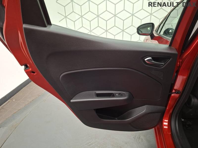 Renault Clio - Photo 22