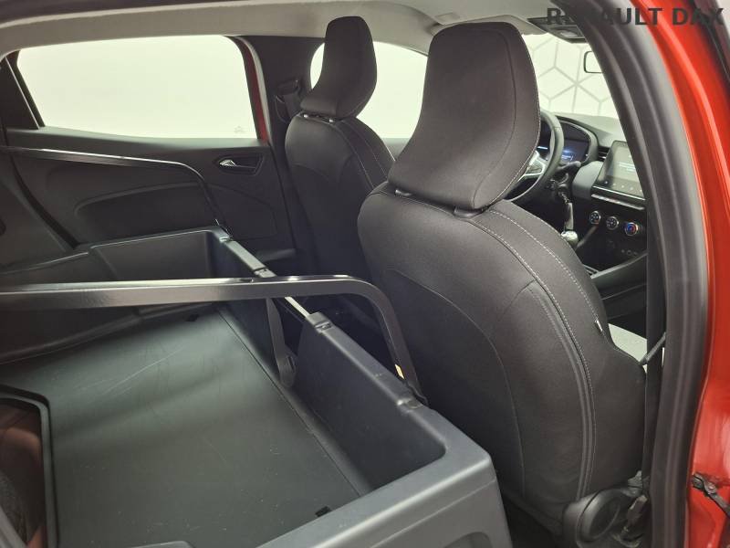 Renault Clio - Photo 27