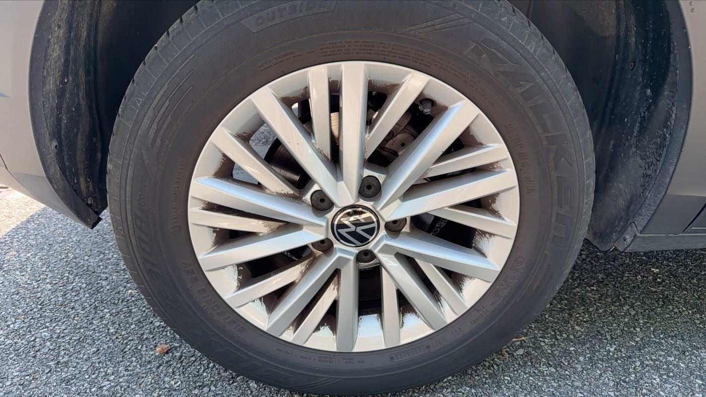 Volkswagen T-Roc - Photo 16