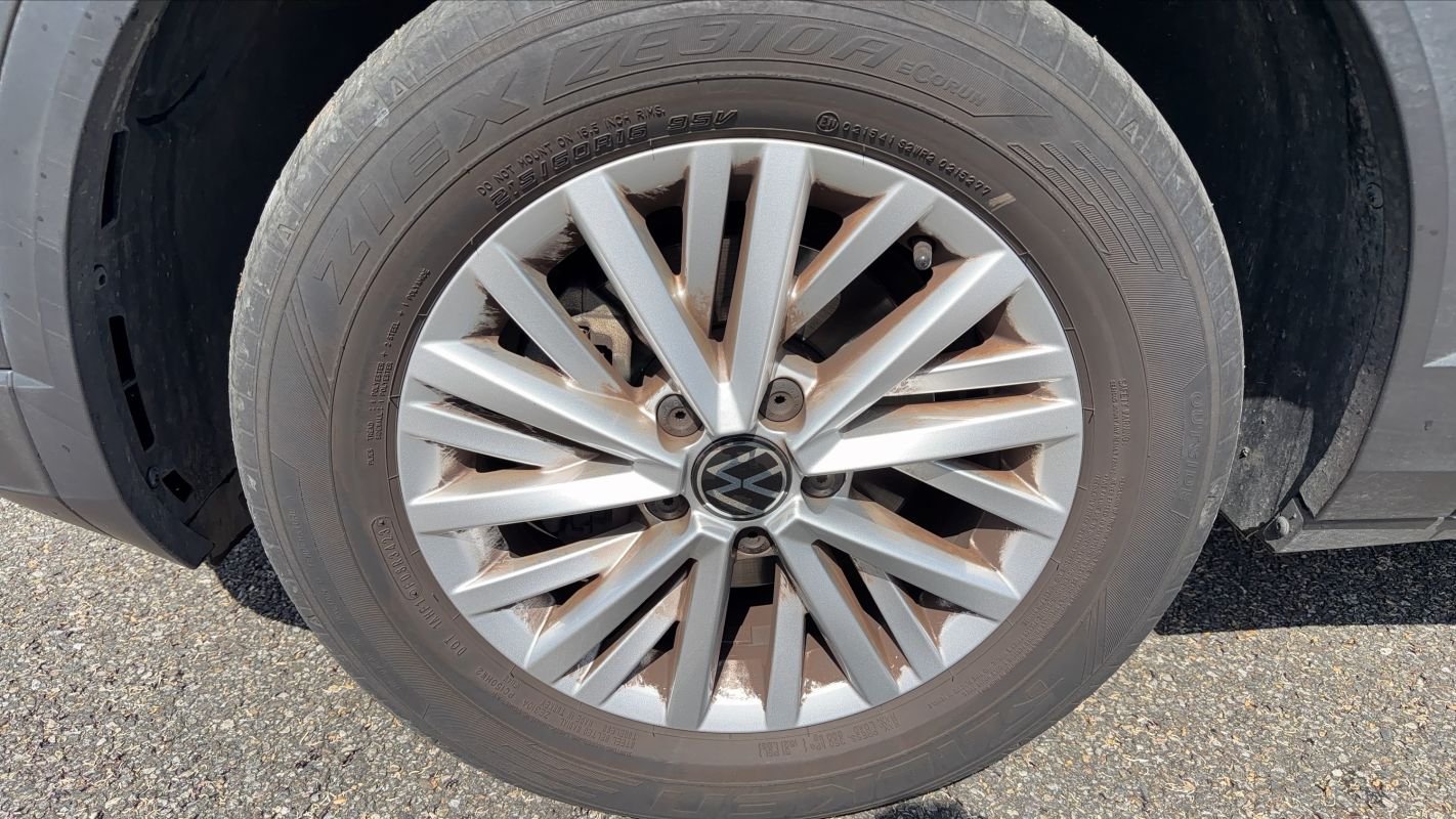 Volkswagen T-Roc - Photo 18
