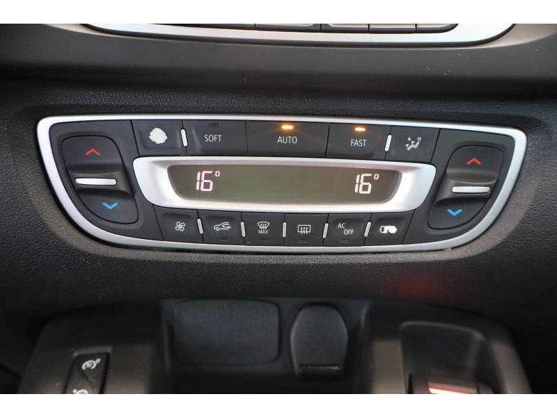 Renault Grand Scénic - Photo 24