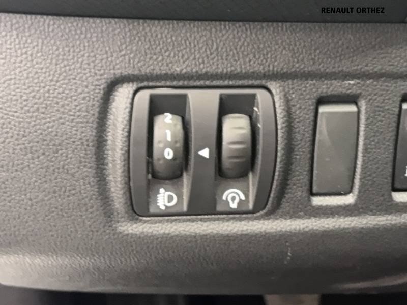 Renault Clio - Photo 24