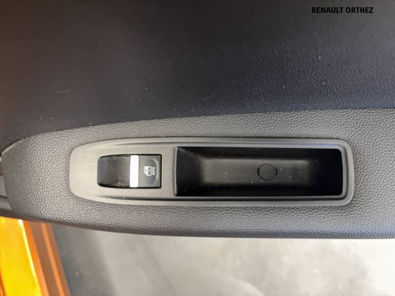 Renault Captur - Photo 15