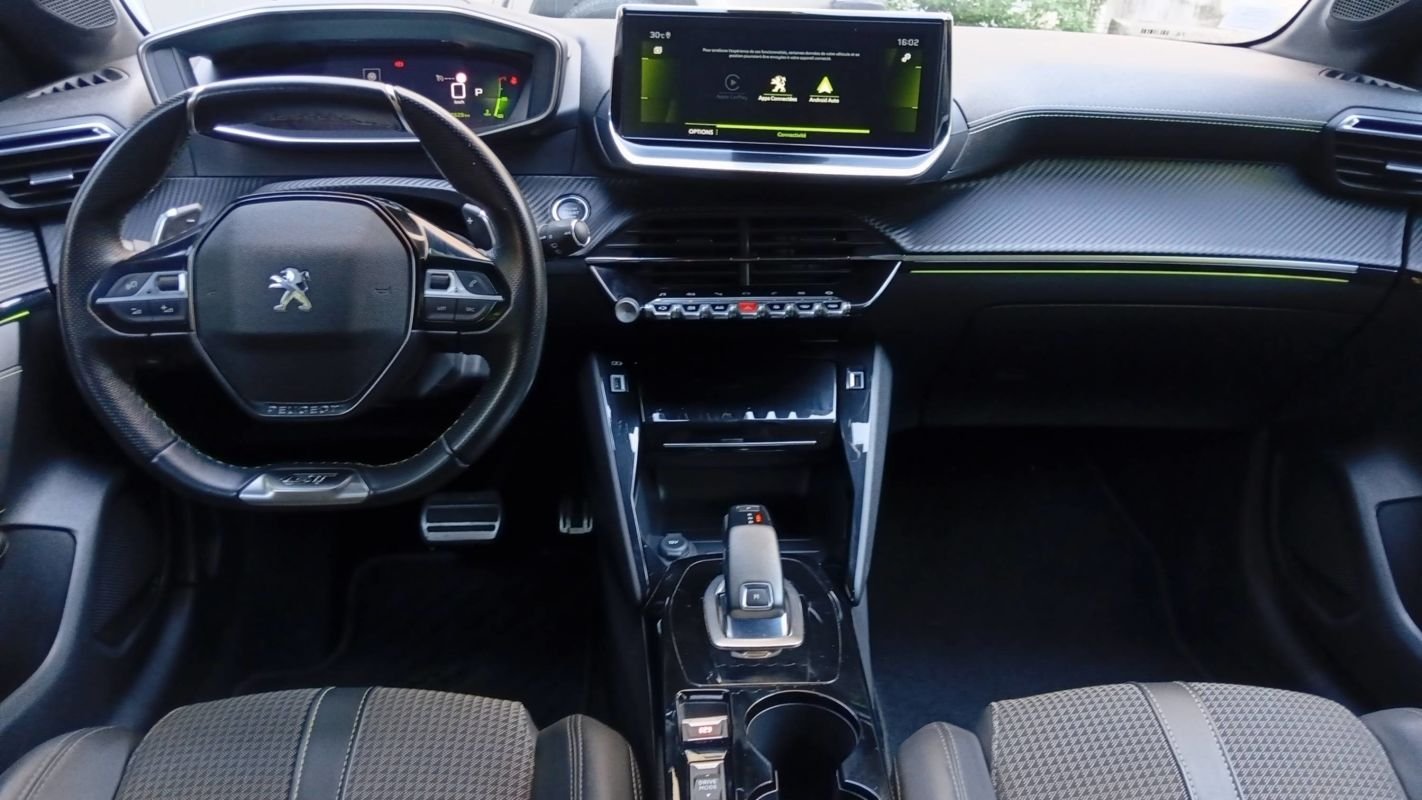 Peugeot 208 - Photo 11
