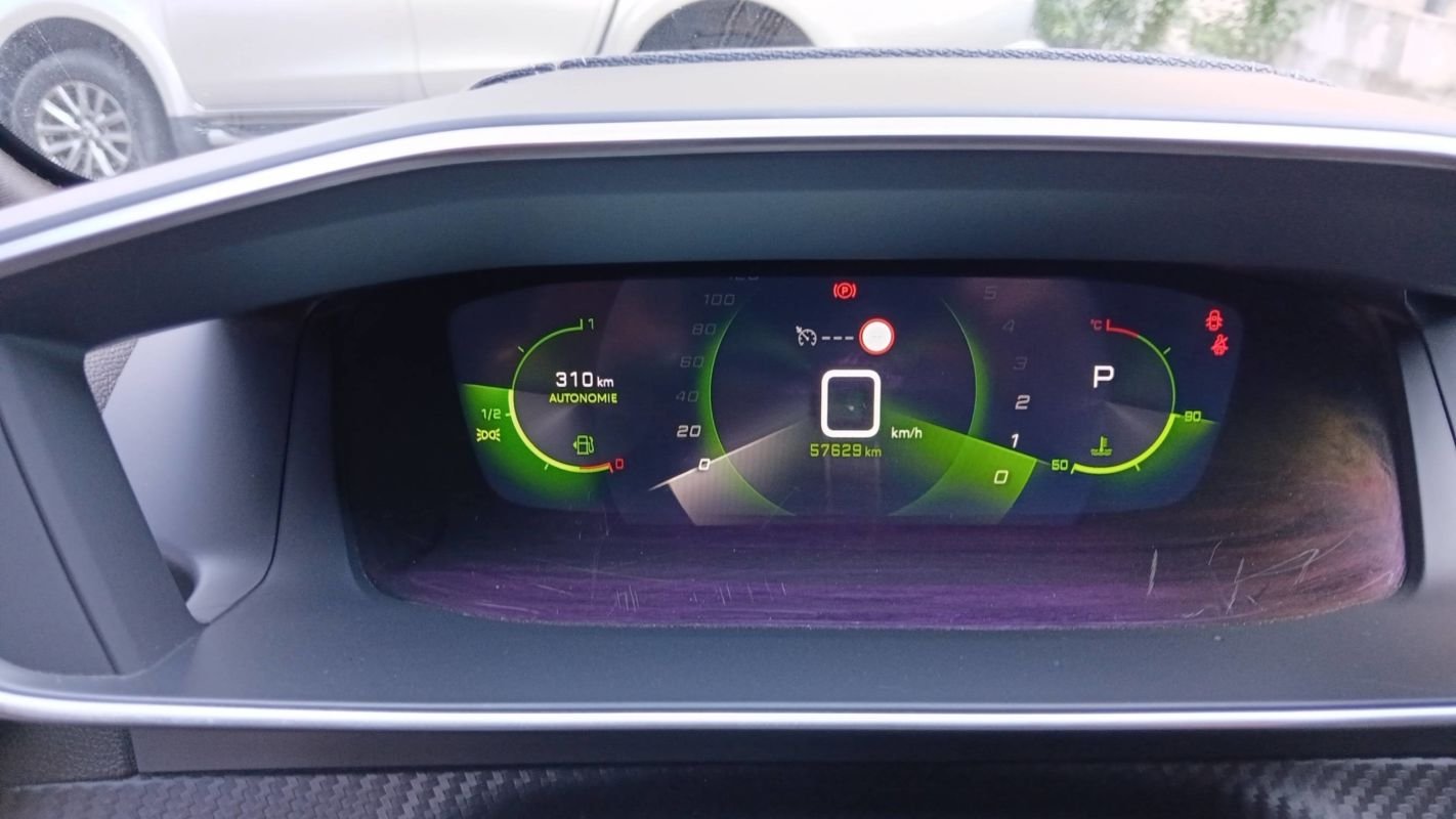 Peugeot 208 - Photo 12