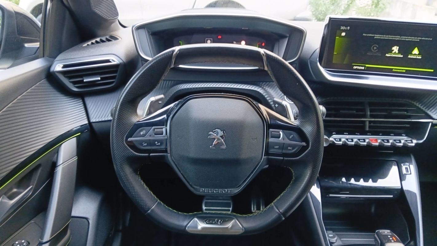 Peugeot 208 - Photo 23