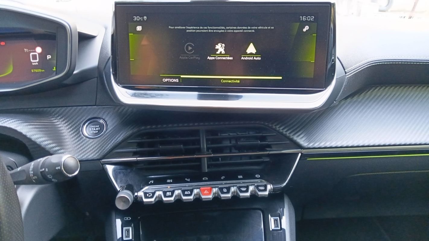 Peugeot 208 - Photo 24