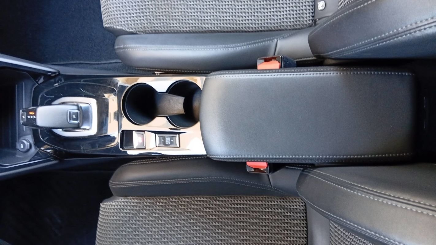 Peugeot 208 - Photo 27